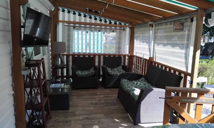 Notre-Dame-de-Riez Casa | 4-person mobile home with private shower room