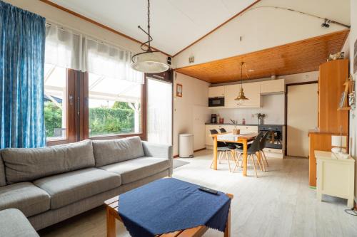 Yerseke Chalet De Esquí | 4-persoons chalet dichtbij de Oosterschelde