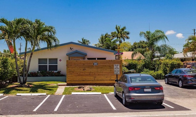 Poinsettia Heights Apartamento | #4: Quiet Studio w/Strong Wifi