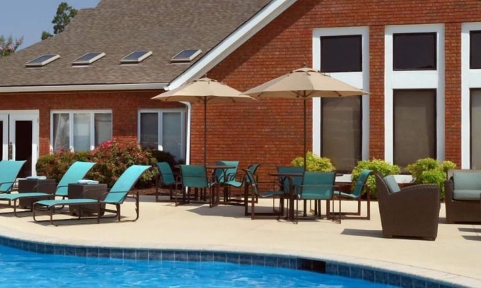 Crestline Heights Casa | 4 Relaxing Units w/ Fireplace & Kitchen, Parking, Pool! Near Alabama State Fair