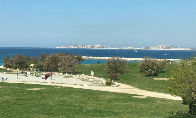 Bonneveine Apartamento | 4 Rooms flat on the sea front, splendid view with sunset! Terrace.