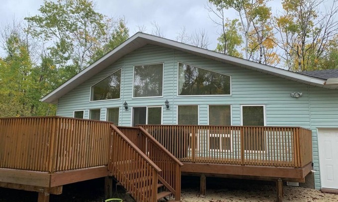 Traverse Bay Cabaña | 4 Season Cottage in Traverse Bay! A Quiet Retreat!