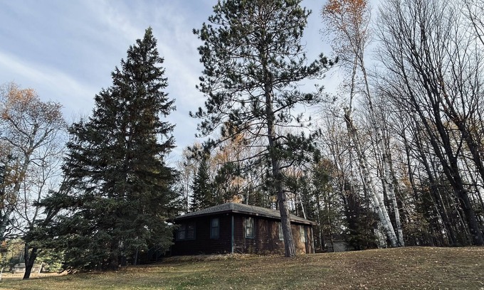 Cable Cabina | 4 Season Lake - Friend & Family Gatherings: Snowmobiling, Fishing, ATV & More!!