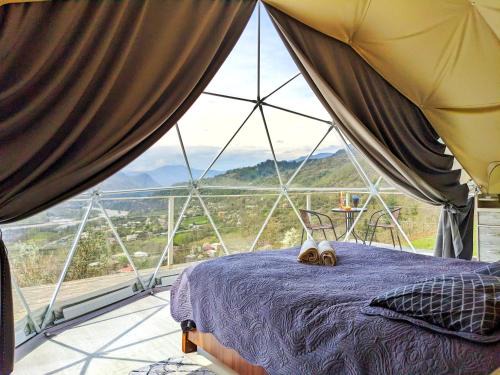 Ambrolauri Apartamento | 4 seasons. 4 სეზონი Glamping Georgia Racha