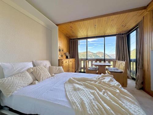 Isola Apartamento | 4 Seasons for 8 persons with Sauna and Local Ski