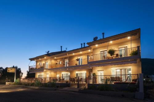 Plataria Casa | 4 Seasons Villas