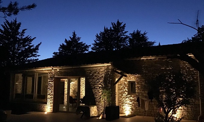 Murs Otro | 4* single-storey Provencal MAS near GORDES with swimming pool, quiet location