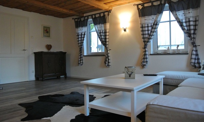 Steinberg Apartamento | Apartamento de 4 estrellas para sentirse bien en el parque natural de Erzgebirge / Vogtland