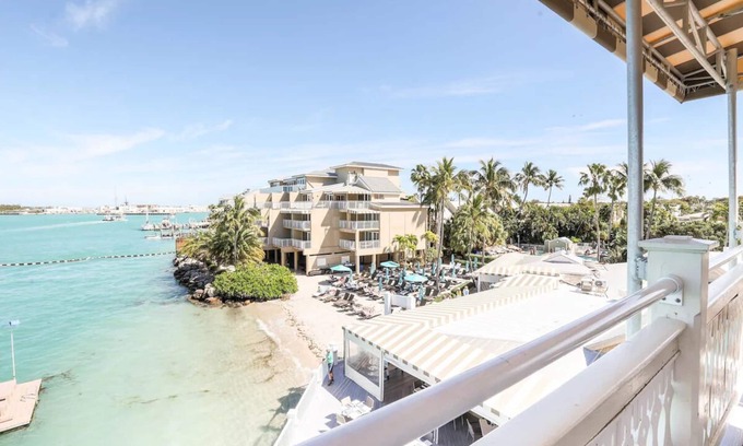 Historic Seaport Hotel | 4 Traditional Two Queen, Pier House Resort, Island Elegance, Duval St. Access