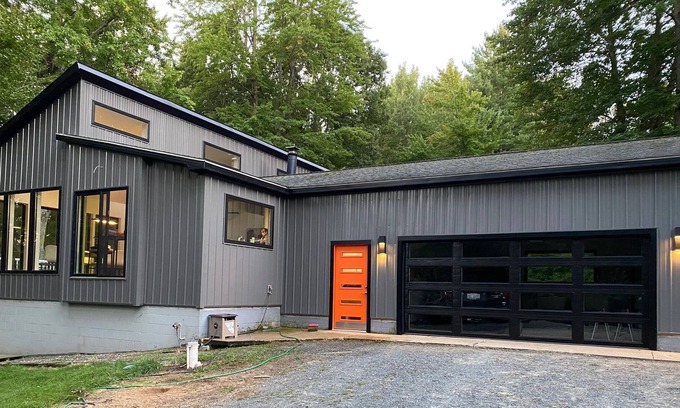 Walkerville Casa | 40 Acres of modern solitude