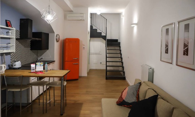 Naples City Centre Apartamento | 40 m² Apartamento ∙ 1 habitación ∙ 5 huéspedes