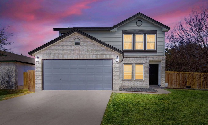 West San Antonio Casa | Beautiful Blue Haus w/ Private Patio, Office Desk