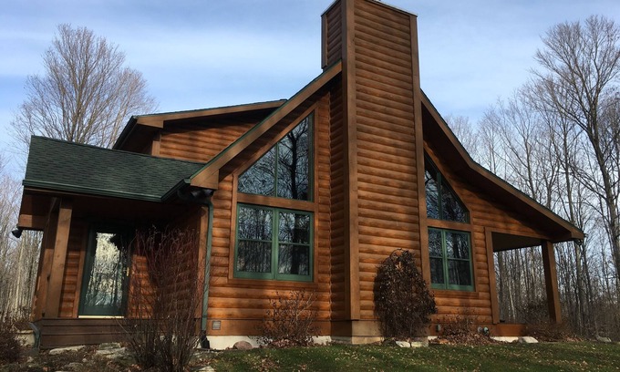 Egg Harbor Cabina | ¡Buena ubicación! Egg Harbor Log Cabin - 40 acres con senderos para caminar