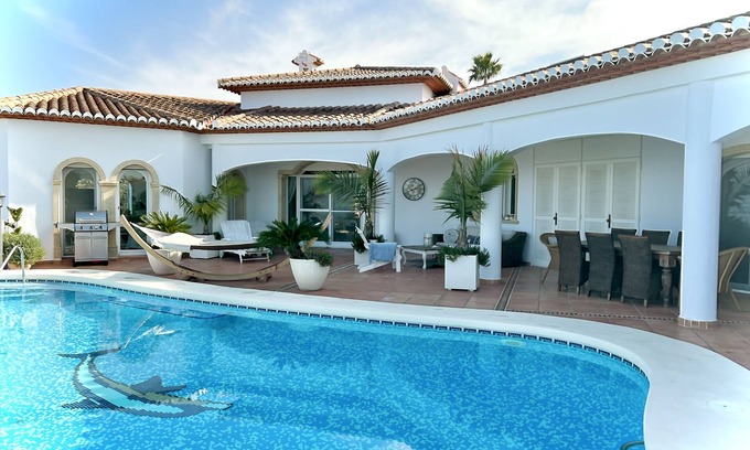 Denia Villa | 400 m2 dream villa / 180 degree panoramic sea view, in top location!