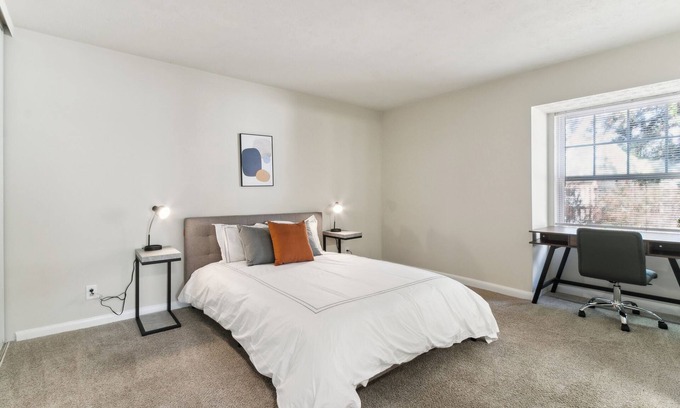 Atlanta Apartamento | 400 Winchester 2 Bed 2 Bath Newly Furnished