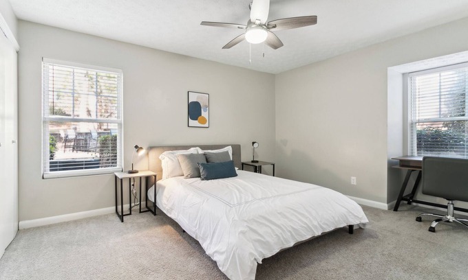 Cumberland Apartamento | 400 Winchester 601 l 2 Bed 2 Bath Newly Furnished