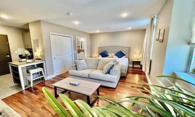 Logan Square Apartamento | 403 Luxury and Comfy King bed in Central city of philly