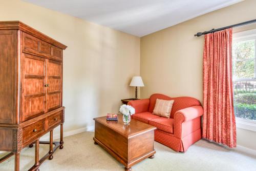 St. Augustine Casa | 4106-L Bright & Cheery ground floor King Suite