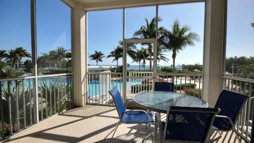 Rock Harbor Apartamento | 411 Mariners Club