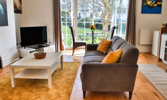 Hastings Apartamento | 41B Wellington Suites