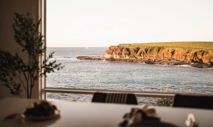 Kiama Heights Otro | 42 Kiama · Breathtaking 5-Bedroom Ocean View House with Pool