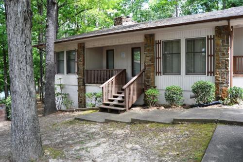 Hot Springs Village Casa | 42 Lequita Place