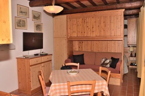 Castel del Piano Apartamento | 42 Vacanza di relax in Maremma - wifi - free parking