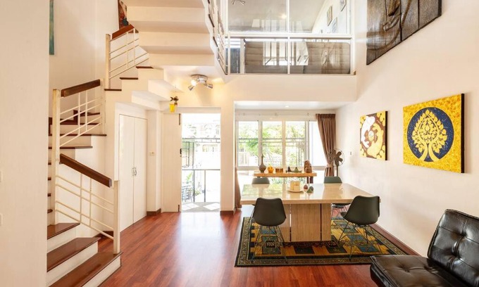 Suan Luang Casa | 420 House- up to 10 guests in central Bangkok.