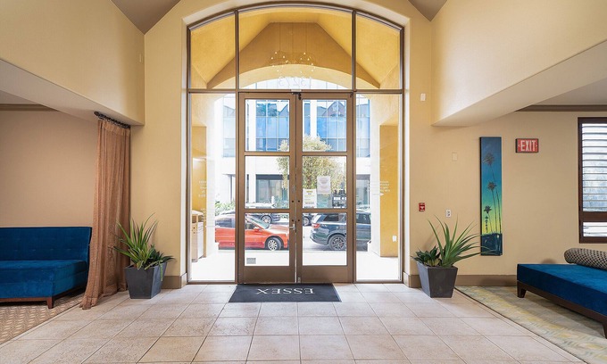 Del Rey Apartamento | 430531 Executive 1BR by Marina w/2 parking spaces