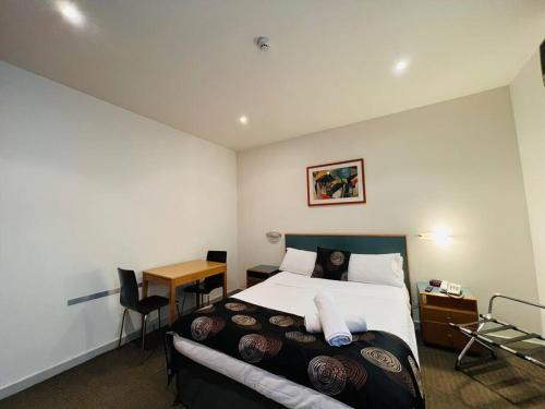 Adelaide Central Business District Apartamento | 438/247 entire 1BR exHotel Room in the heart of city