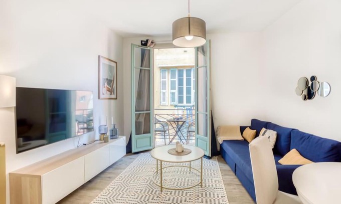 Lazaret Apartamento | #44 1 BDR Flat Cap AC balcony 5mins walk to beach