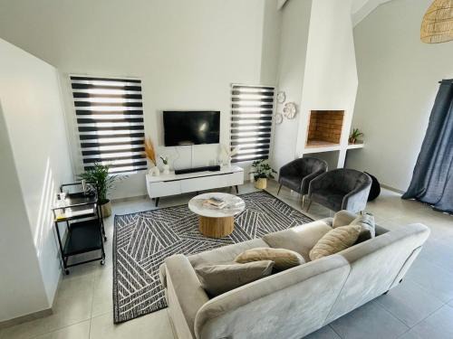 St. Helena Bay Casa | 44 Staycation Beach-house