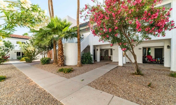 Casa Grande Condominio | 44A Modern Casa Grande grande 1bd con piscina climatizada 44A