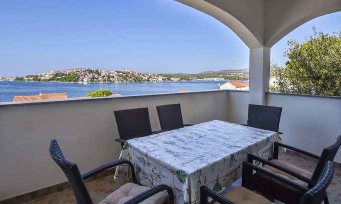 Rogoznica Apartamento | 45 m² Apartamento ∙ 2 habitaciones ∙ 5 huéspedes