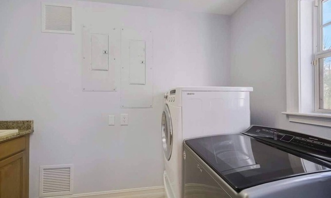 Siesta Key Casa | 452 Canal Rd Summary: