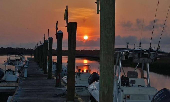 Saint Helena Island Casa | 470 Tarpon Blvd