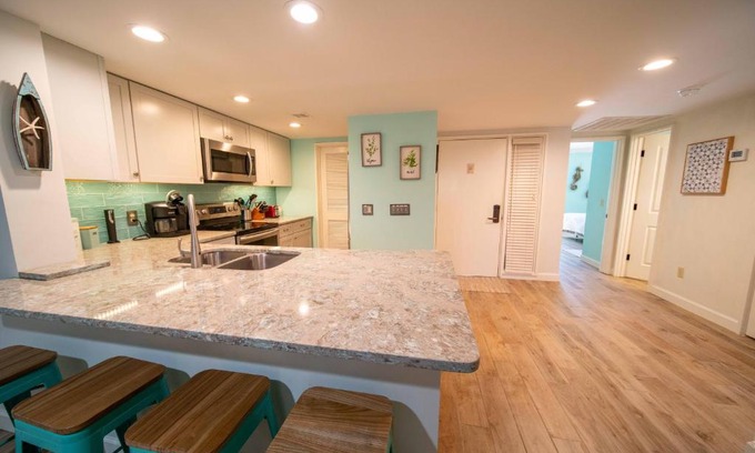 Sea Pines Casa | 479 Plantation Club Renovated Modern Cozy Sleeps 7 Sea Pines