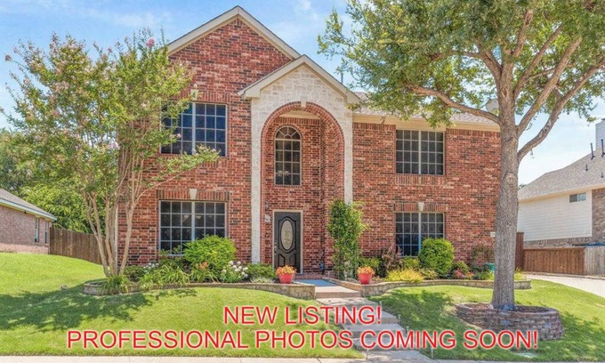 McKinney Casa | 4BD/2.5BA w Backyard, HotTub, Firepit, Cinema, BBQ