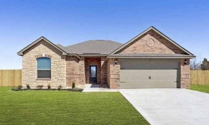 Mustang Casa | 4BD HOME NEAR AIRPORT/ DOWTOWN/ FFA/ OUTLET MALLS AND MUCH MORE