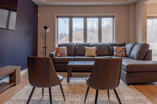 Niagara Falls Casa | 4bed25 Bathbrand Newniagara Fallssleeps12