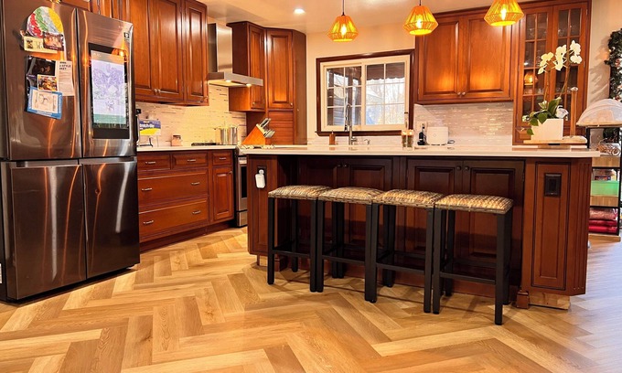 Lorton Casa | 4beds get away tropical SFH near DC