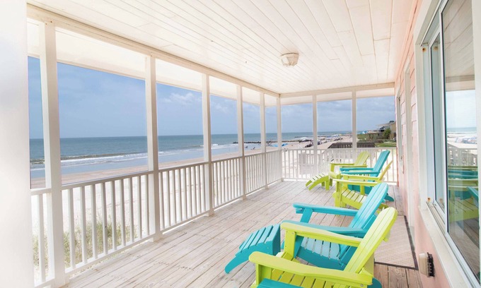 Edisto Island Casa | 4BR 2BA Oceanfront / Classic Beach Bungalow ~ Barefoot Bungalow