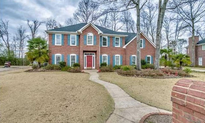Taylorville Casa | 4BR 3. 5BA 3400 ft2 en casa con un corto viaje al campus