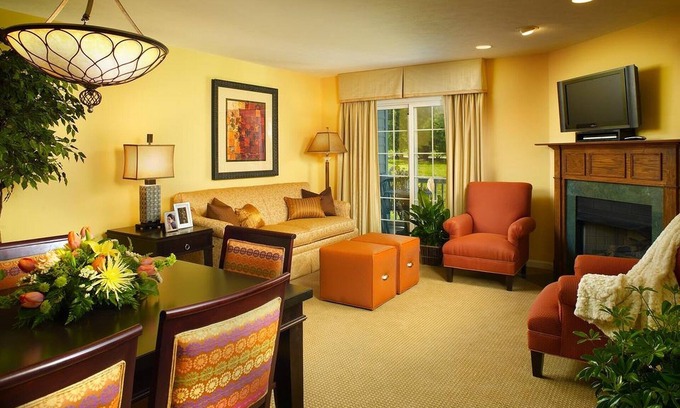 Williamsburg Casa | 4BR / 4BA, tiene capacidad para 12. Williamsburg Plantation Resort: verano 2019
