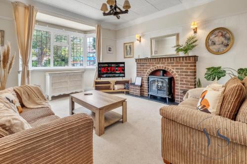 Marston Green Apartamento | 4BR Cottage, Parking, NEC, Birmingham Airport
