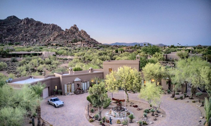 Carefree Casa | 4BR Estate w/ Casita + Pickleball Court + Pool