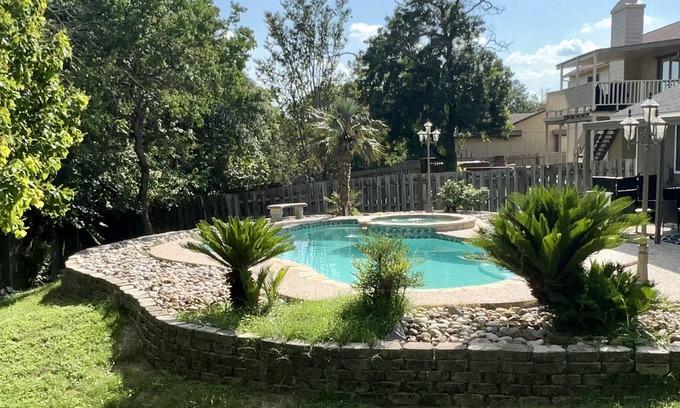 Converse Casa | Casa de 4 habitaciones con piscina ~ Apto para mascotas ~ Sin cargo de limpieza