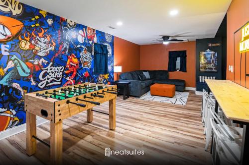Hamilton Casa | 4BR Home Theater near Spooky Nook Sports Complex