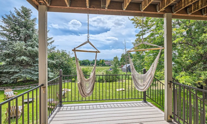Scenic Heights Casa | 4br home with Mountain Views - Central to Arvada, Golden, Boulder & Denver
