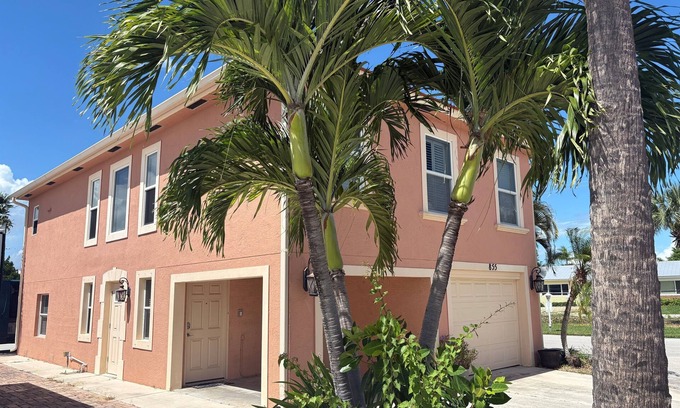 Hutchinson Island South Casa | 4BR House in Ocean Resort w/Private Beach, Pool, Pickleball, Marina, and More!